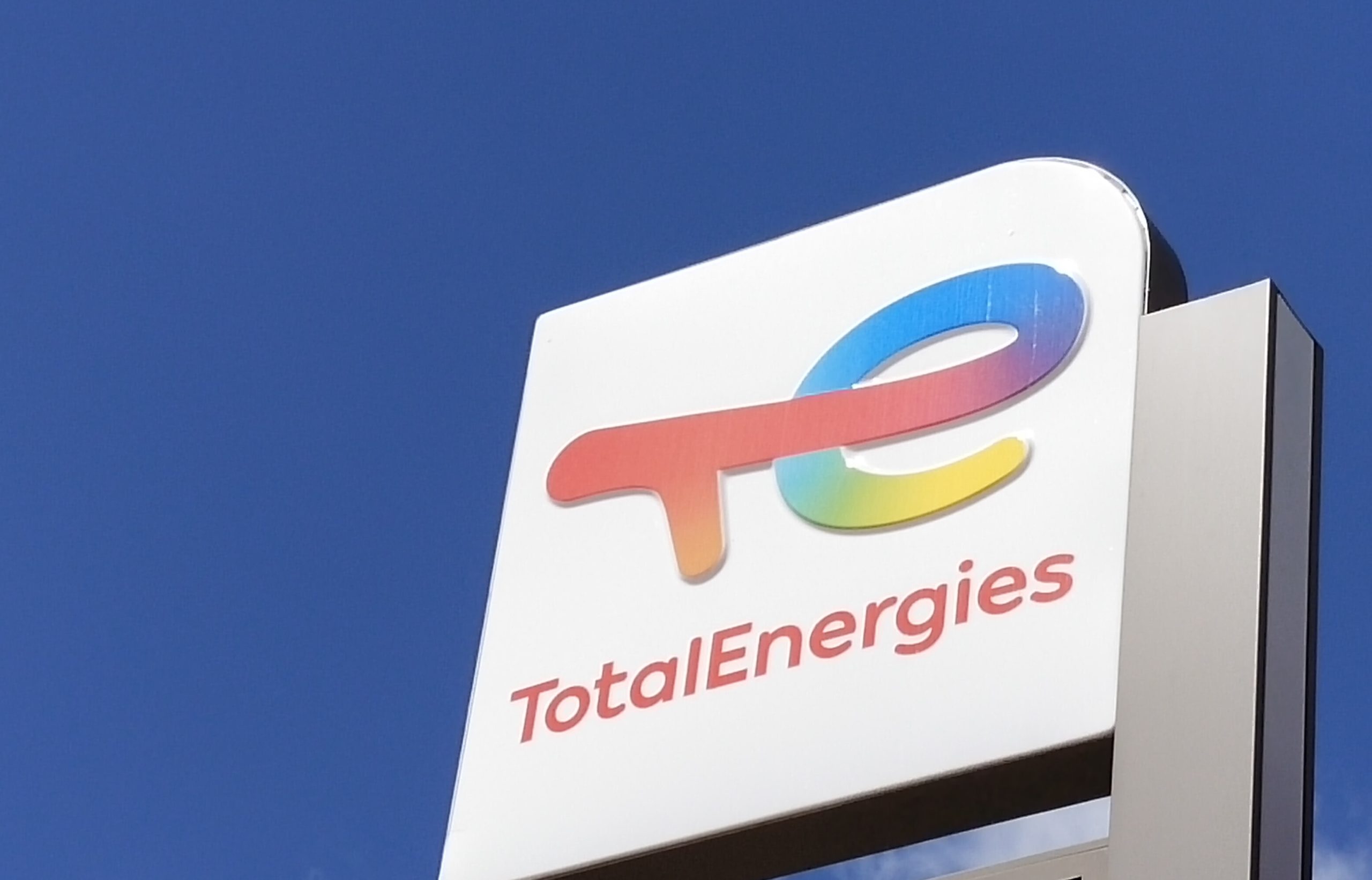 Dans le sillage de son rival britannique BP, le groupe français fait état d’une augmentation séquentielle de ses marges de raffinage au premier trimestre 2025.