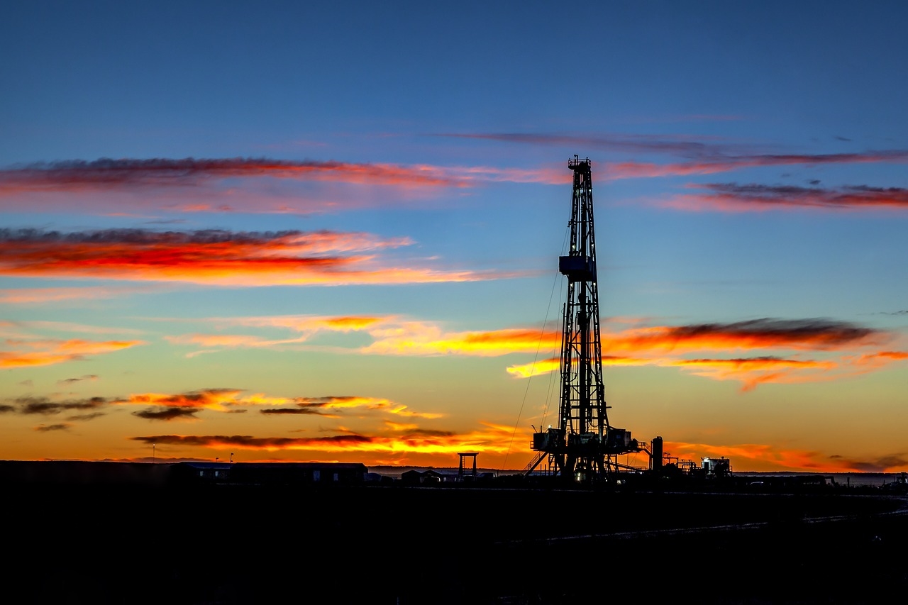 Alors que le producteur indépendant ConocoPhillips prévoit de supprimer jusqu’à 25% de ses effectifs, le parapétrolier Halliburton a déjà procédé à des licenciements cet été.