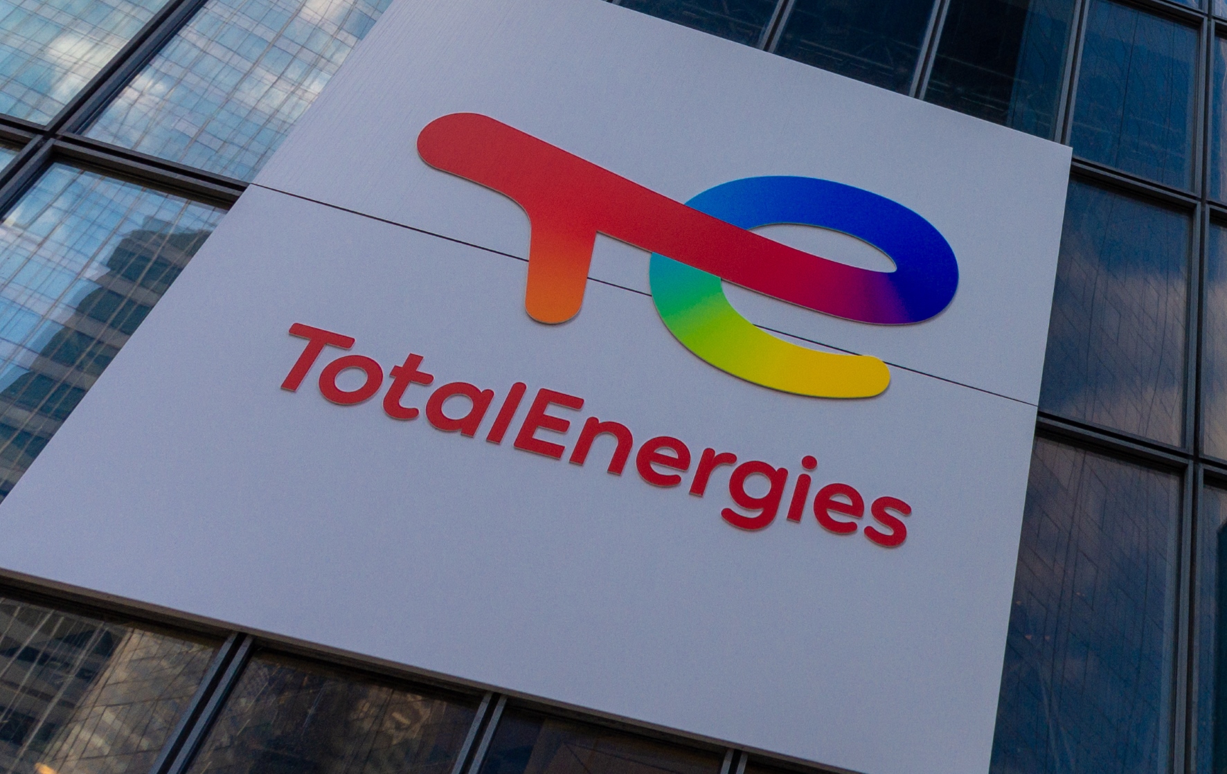 Le pétrolier doit encore obtenir un feu vert du gouvernement local pour reprendre ce projet qui représente un investissement de 20 milliards de dollars.