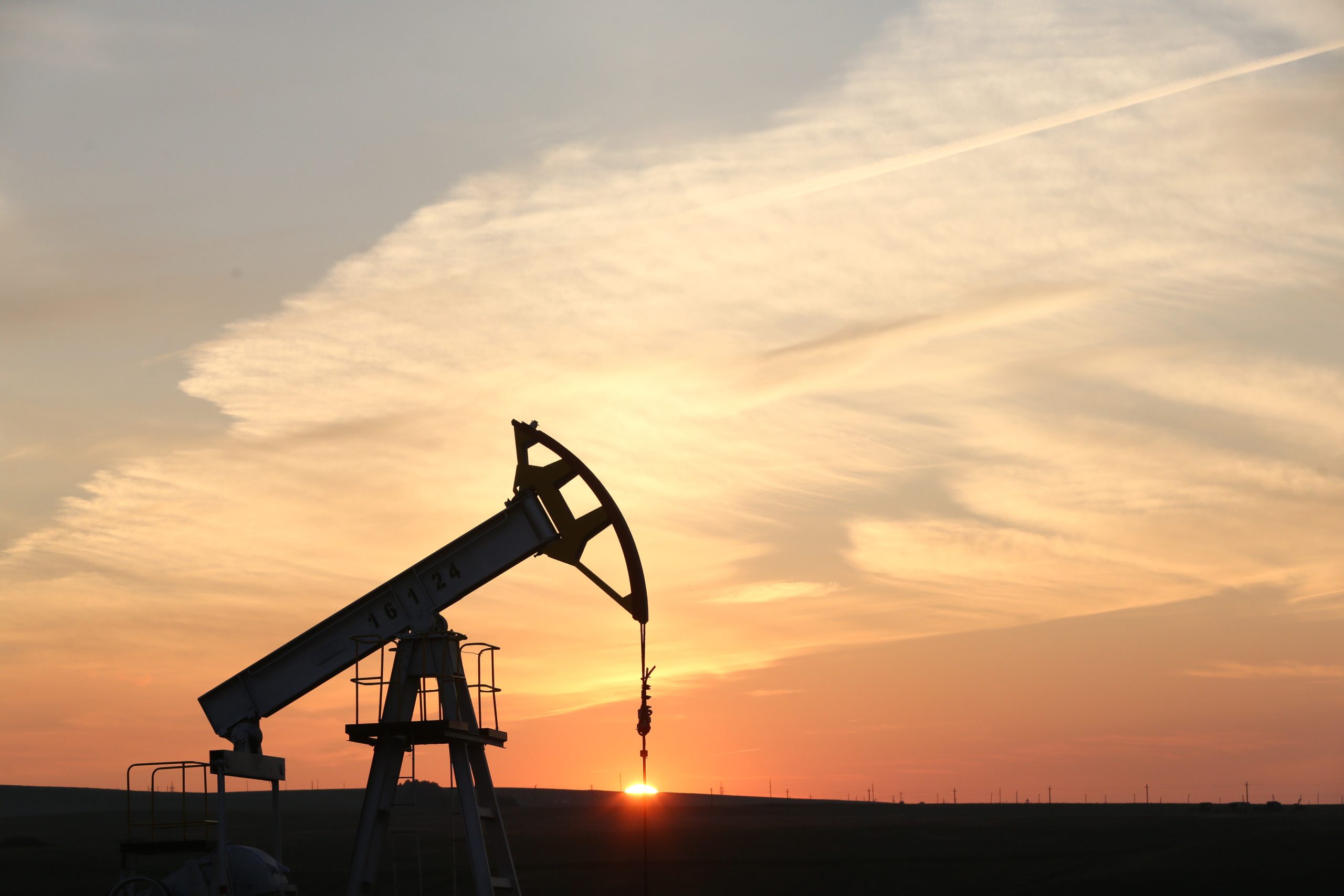 Exxon Mobil et Chevron, qui ont tous deux publié des bénéfices trimestriels supérieurs aux attentes, ont tiré parti du fort rebond des résultats du raffinage.